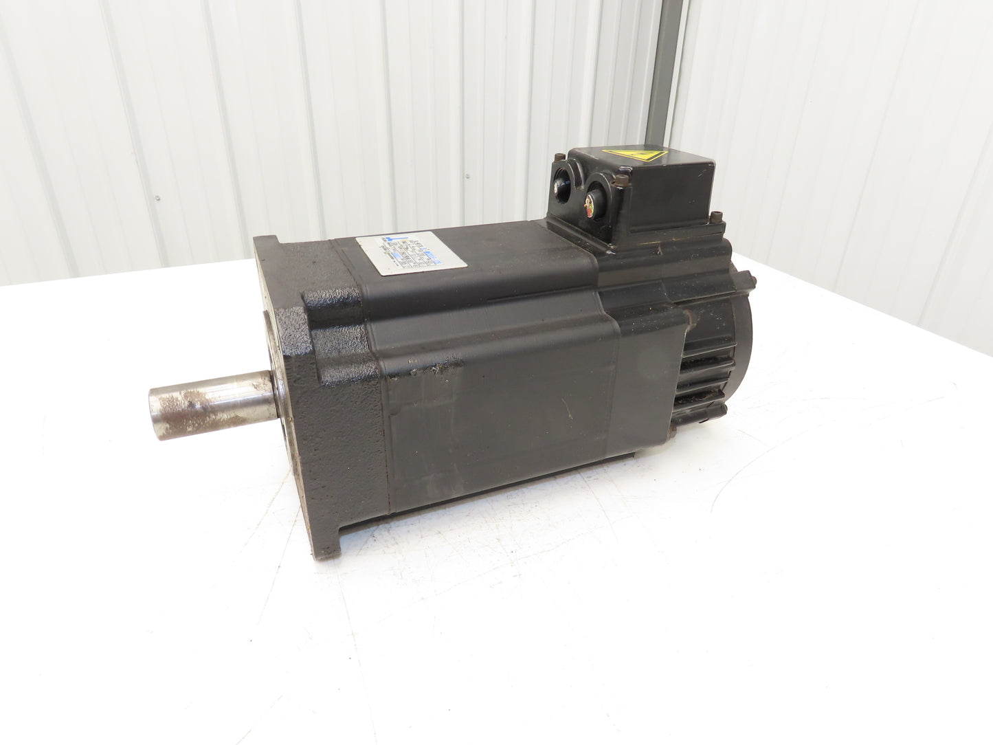 Okuma BL-MH201E-12S Servo Motor 2.4KW 6P 1200RPM 163V 3PH Encoder ER-FC-2048D