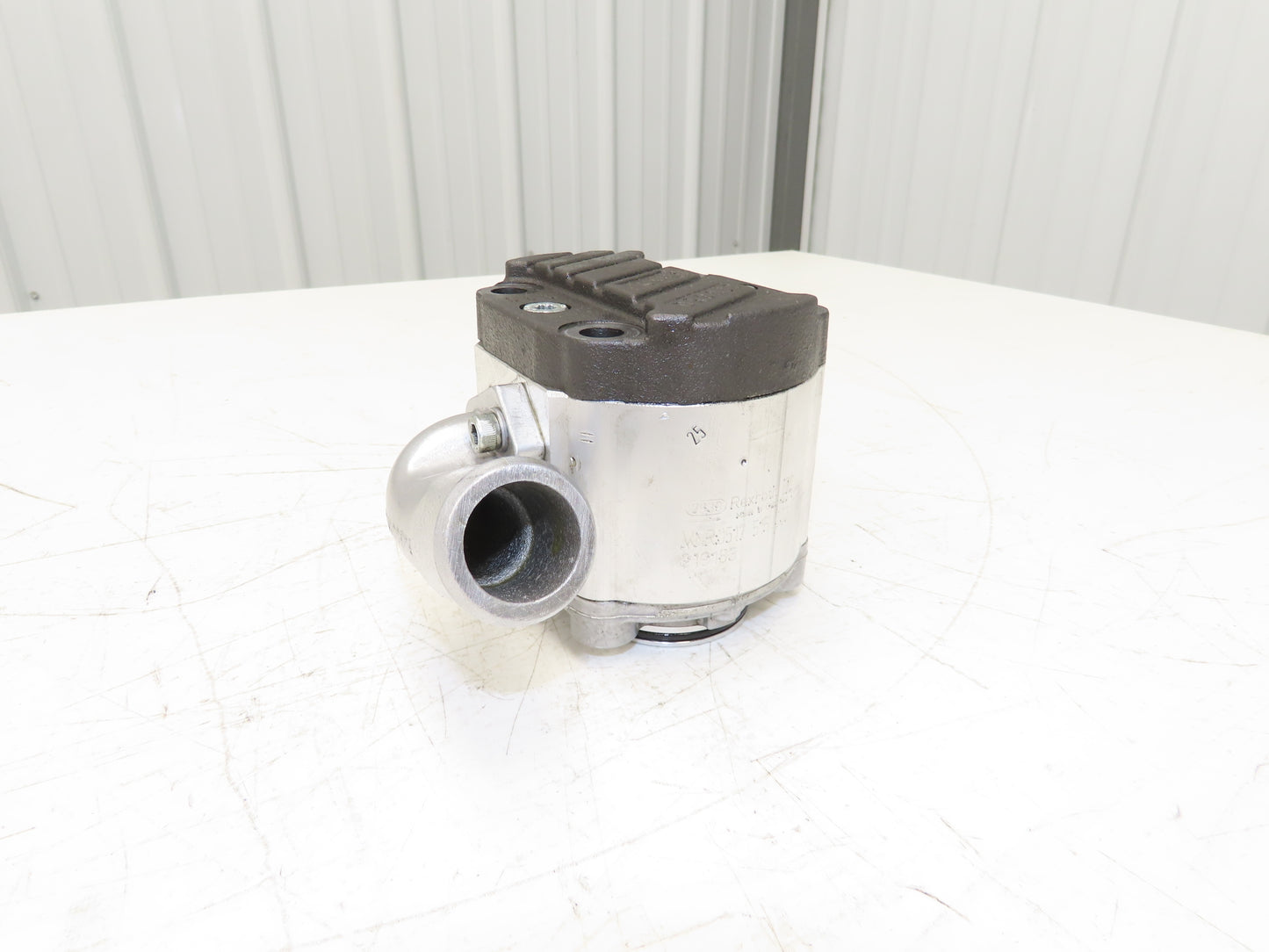 Rexroth 0517 515 003 Forklift Hydraulic Lift Gear Pump Removed From Linde E20C