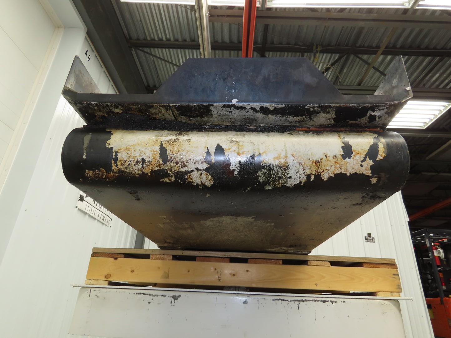 Enomoto MA-500H 25"W x 9' 3"L Chip Conveyor 22" Belt 40" Infeed 220V 3PH