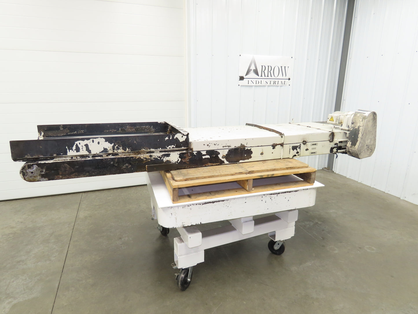 Enomoto MA-500H 25"W x 9' 3"L Chip Conveyor 22" Belt 40" Infeed 220V 3PH