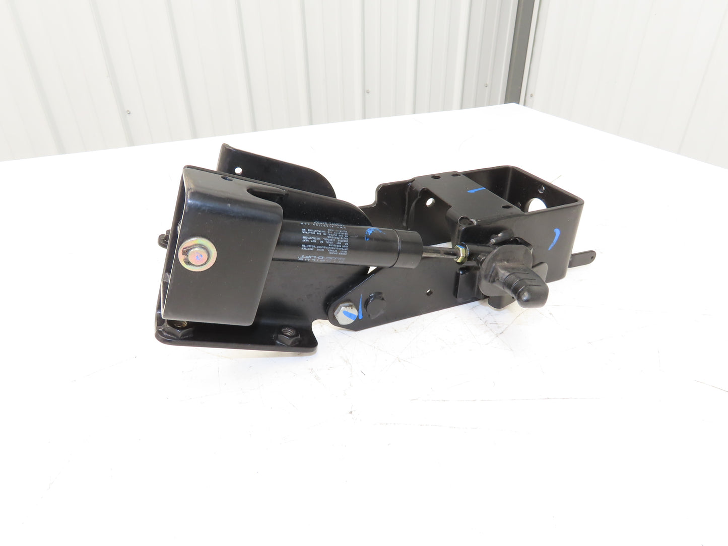 Hyster 8808585 Forklift Steering Column Tilt Bracket Assembly Off E100XN
