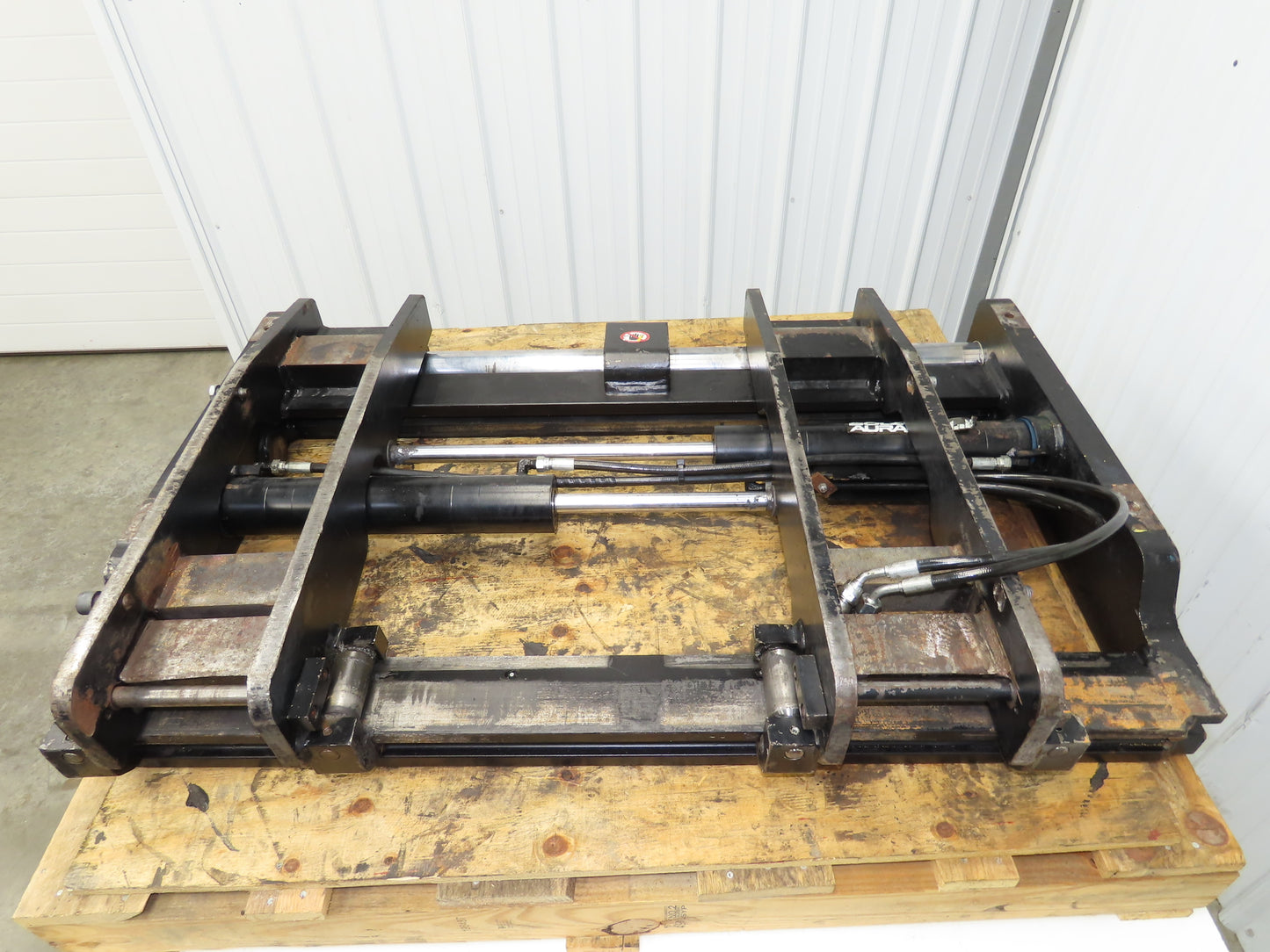 Hyster E100XN Forklift Carriage Fork Positioner 48" Width 10000lbs Class 4 READ