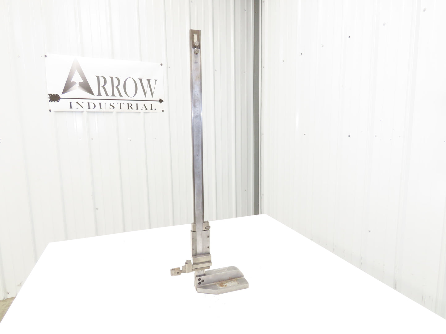 Mitutoyo 24" Vernier Height Gage 0-24" Range 60cm Stainless w/Indicator mount