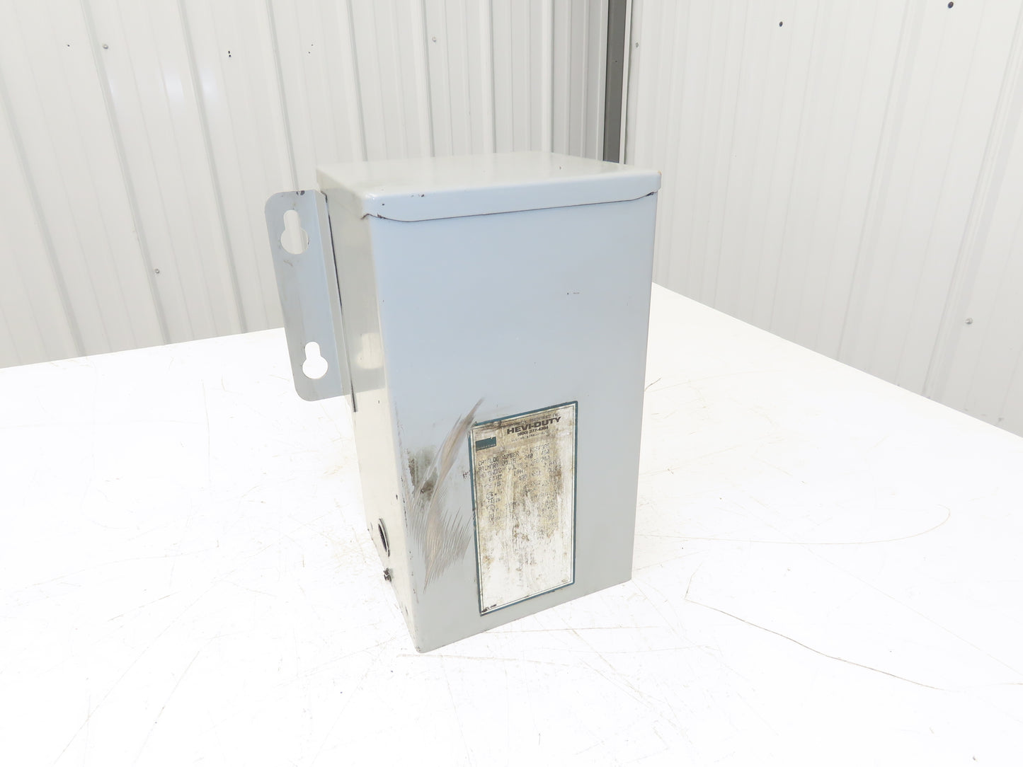 Sola Hevi-Duty HS5F3AS Transformer 3kva 1PH 240/480HV 120/240LV Type 3R