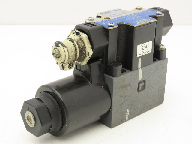 Tokyo Tokimec DG4V-3-2A-M-P7-H-7-56 Directional Control Solenoid Valve 24VDC