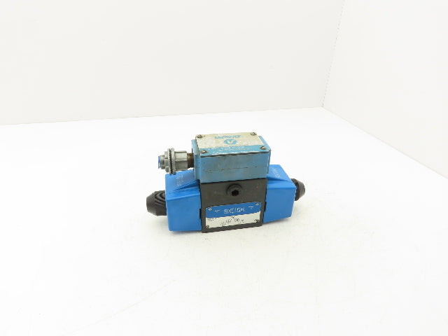 Vickers DG4S4W-012C-B-60 Hydraulic Directional Control Solenoid Valve 120V D05