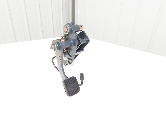 Linde Forklift Parking Emergency Brake Assembly Removed From E32CL
