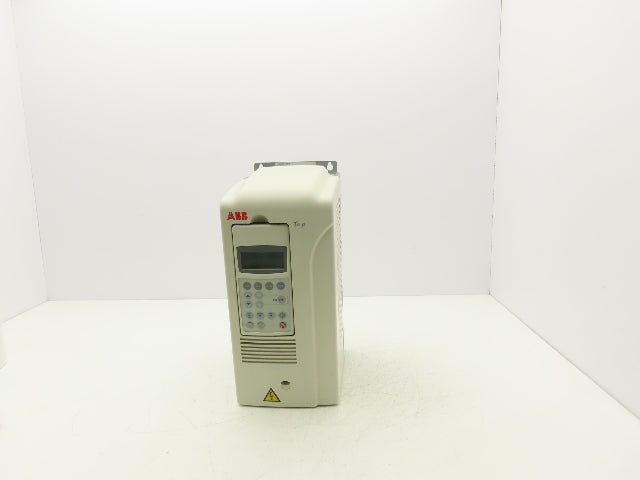 ABB ACS800-U1-0009-5+P901 Variable Speed AC Drive VFD 5.5kw 7.5Hp 480V 3PH