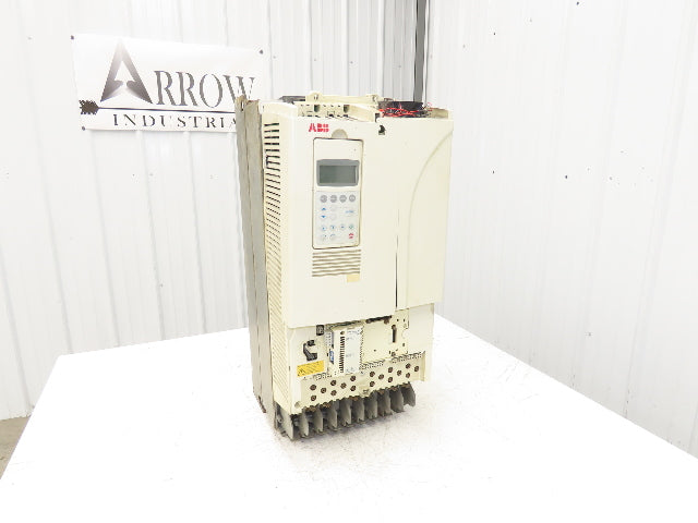 ABB ACS800-U1-0140-5 VFD Variable Speed AC Drive 150Hp 480V 3Ph