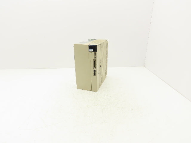 Yaskawa SGDV-170D01A002000 SERVOPACK Drive Controller Module 5kW 480V 3Ph