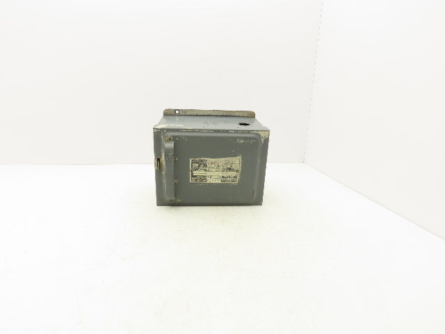 Bulldog Electric Bus-tribution Bus Plug 7.5Hp 30A 240V Safety Disconnect Switch