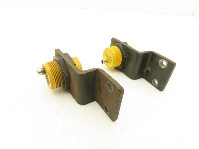 Pilz PSEN 2.2p-20 Magnetic Proximity Safety Sensor Switch 8mm 24VDC Lot of 2