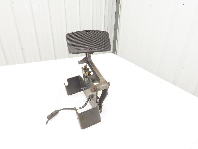 Yale Forklift Throttle Accelerator Pedal Bracket & Potentiometer Off ERC080HDN
