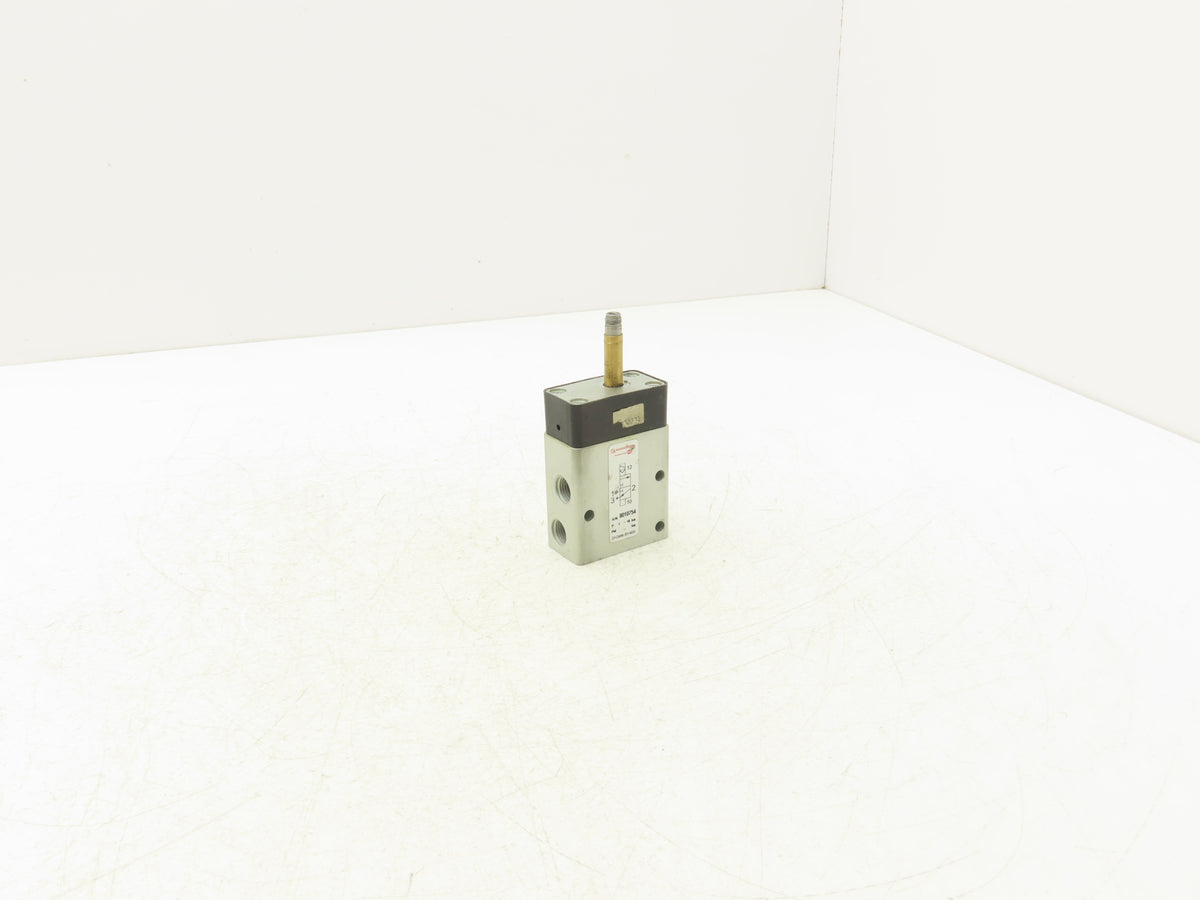 Norgren 8010754 Pneumatic Solenoid Valve 3/2-Pos 24 VDC 145 PSI 1/4" NPT