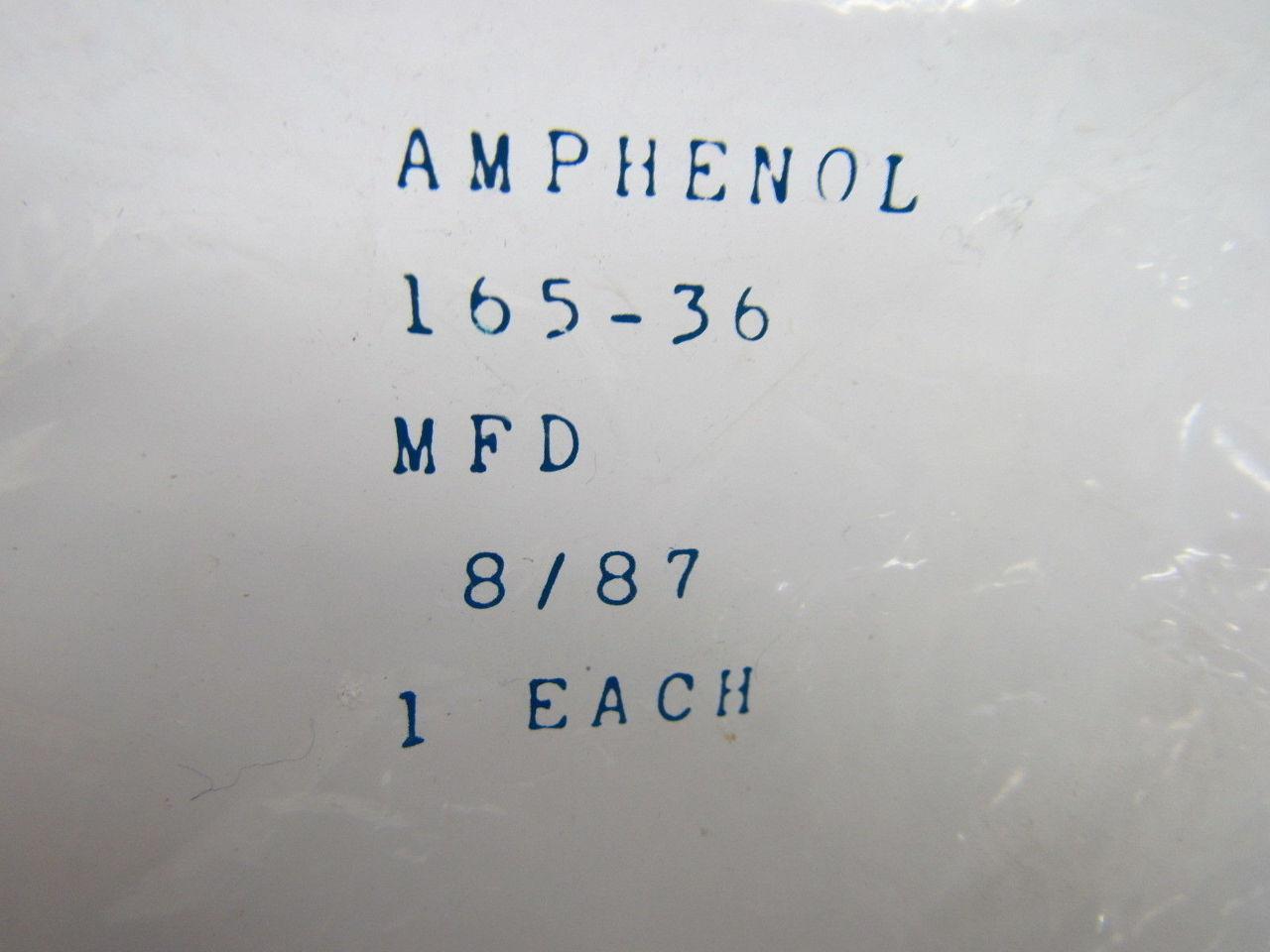 Amphenol 165-36 Sq Flange Recept Bayonet Mating 5#20 Solder Socket Connection