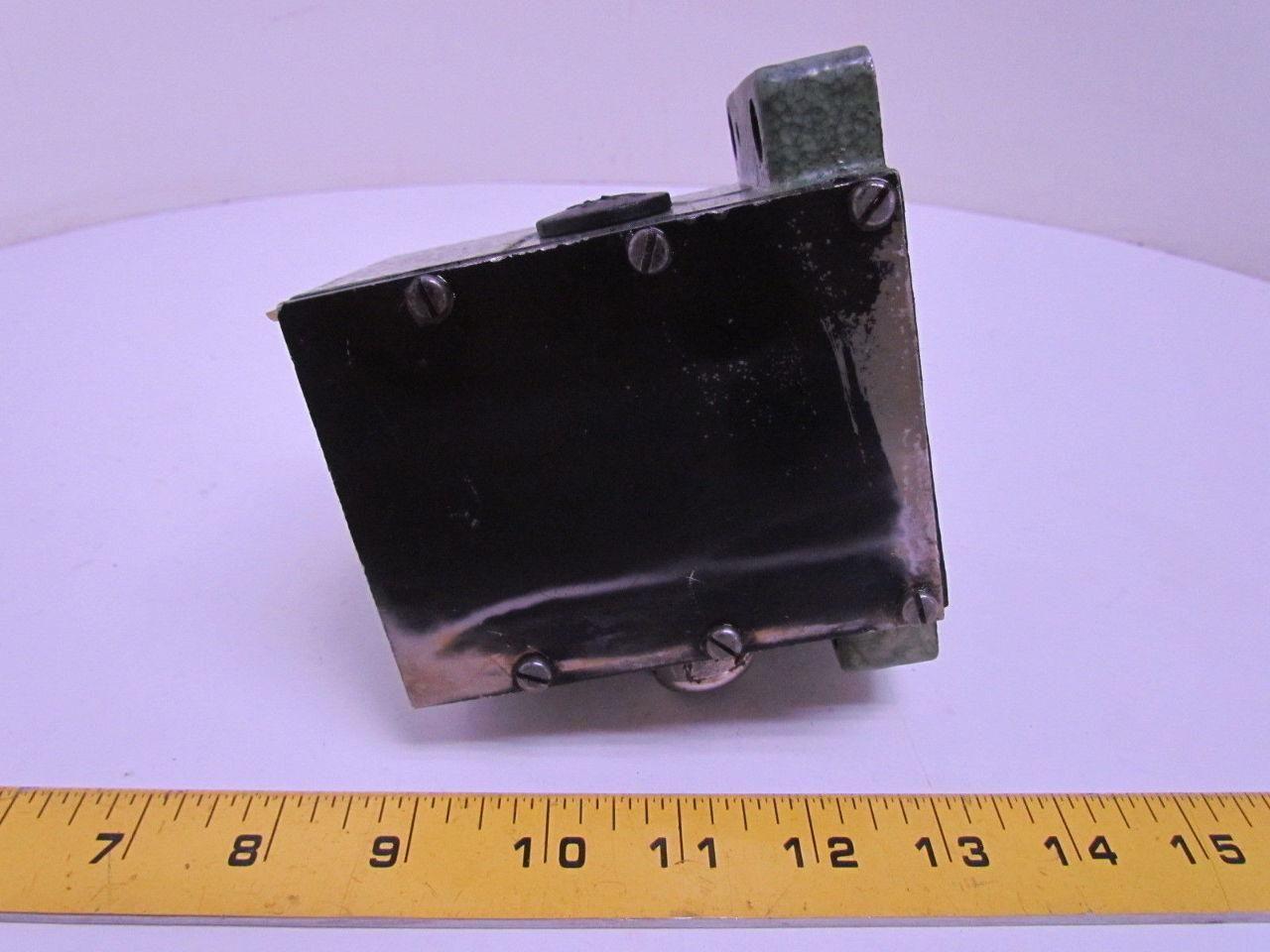 Balluff BNS519-D4-D16-100-11 4 Plunger Cam Limit Switch 16mm spacing