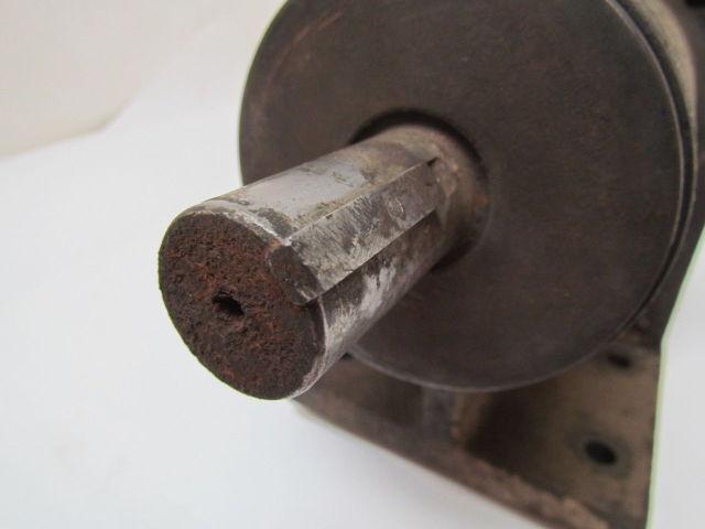 Gusher 11022E-L-CM Motor Adaptor For Pump For Parts or Repair