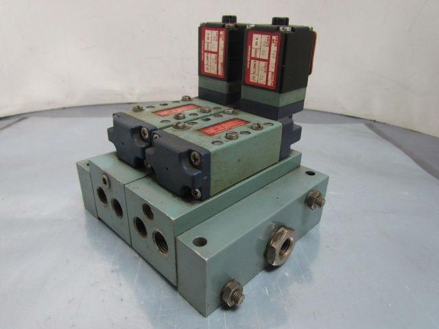 Schrader Bellows LB 53114 TF 064 24VDC Solenoid Valve Assembly w/Manifold Blocks