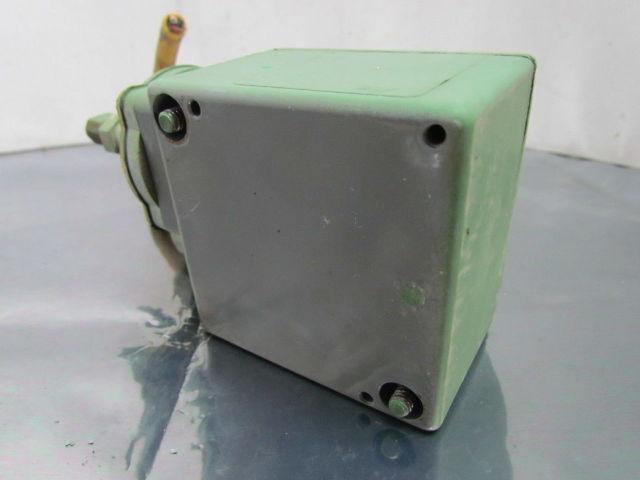 Square D GAW2S1 Pressure Switch Range 5-18 PSI Decreasing Max 80 PSI 120-600VAC