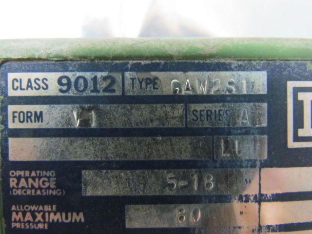 Square D GAW2S1 Pressure Switch Range 5-18 PSI Decreasing Max 80 PSI 120-600VAC