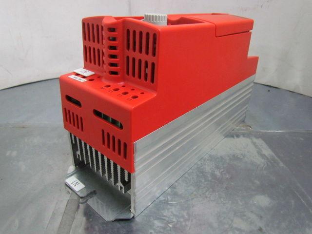 Sew Eurodrive MC07A008-5A3-4-00 Movitrac AC Drive Inverter 3Ph 380/500V 1Hp