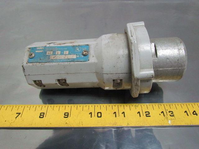 Arktite Connector Plug 30A 600VAC 250VDC 3 Pole 3 Wire Pin + Sleeve Type Male