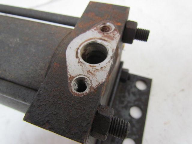 Parker CCB2AUS34C 2.50X22.000 Pneumatic Air Cylinder 2-1/2" Bore 22" Stroke