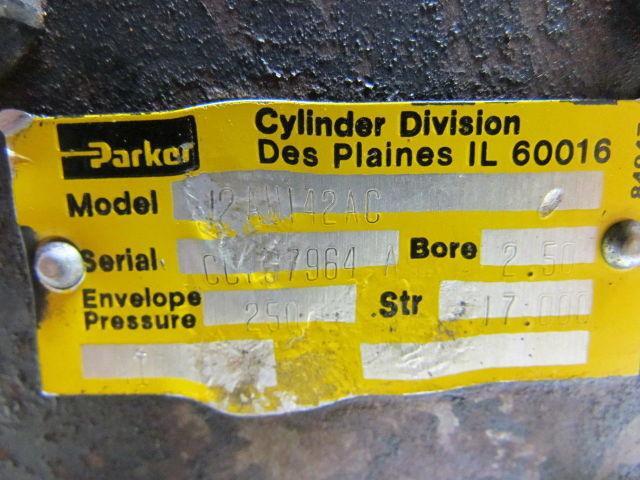 Parker J2AU142AC Pneumatic Air Cylinder 2-1/2" Bore 17" Stroke Series 2A