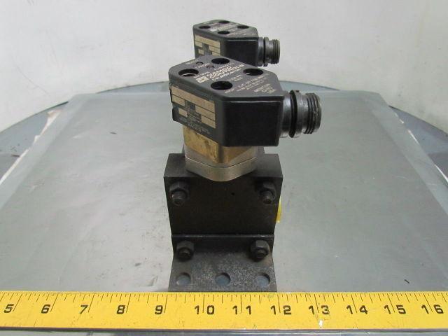 Parker CCB2AUS14AC Pneumatic Air Cylinder 2-1/2" Bore 3" Stroke w/Sensors