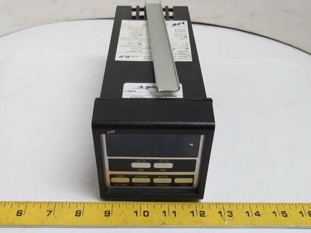 LFE 2004 ZB-5600-1000 Mini-Pup Digital Temperature Controller 120V