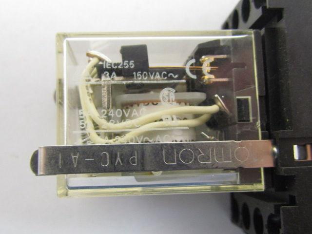 Omron MY4ZN 24VDC Relay w/Safty Clips On No O6Y8W1 Base Lots of 4