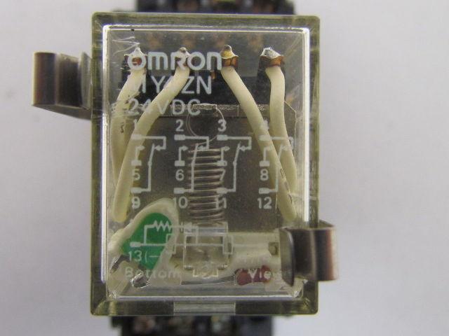 Omron MY4ZN 24VDC Relay w/Safty Clips On No O6Y8W1 Base Lots of 4
