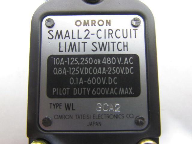 Omron Type WL GCA2 Limit Switch w/Roller Lever Arm 10A 125/250/480VAC 2-Circuit