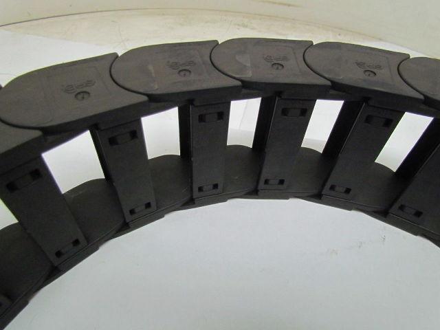 Cable/Hose Carrier 175mm Bending Radius 70mmW x 28mmH Window 46mm Pitch 41.5" L