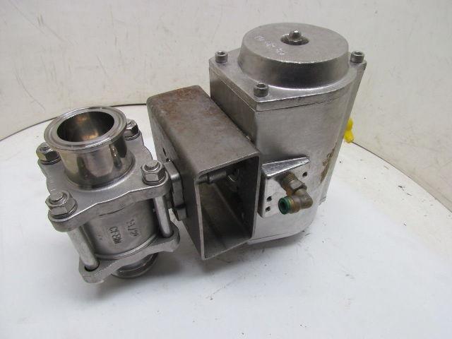 10-SR-85 1000 WOG CF8M Stainless Steel 1-1/2" Tri Clover Ball Valve w/Actuator
