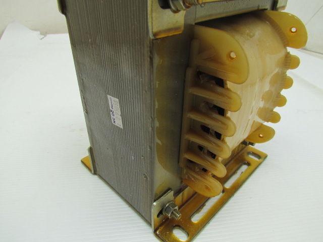 Dayton 4mtw8 Isolating transformer Rated Power 1500VA in 277V out 24V