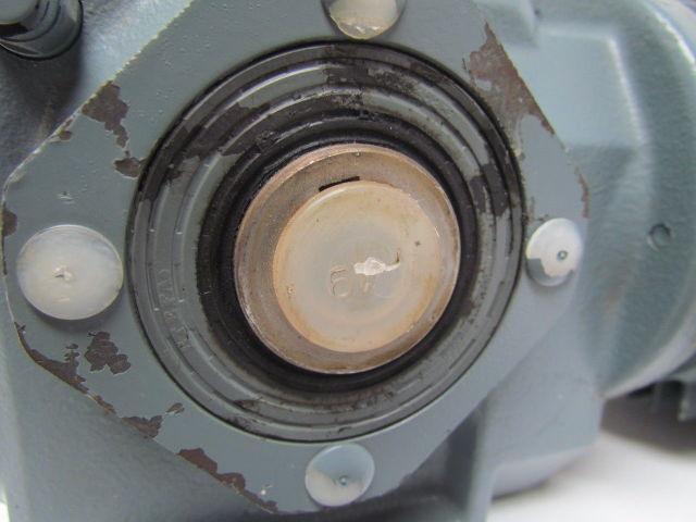 SEW-EURODRIVE SA32T DT71D2TF Gear Motor 3/4Hp .55KW 3Ph 266/460V 3300 RPM 10:1