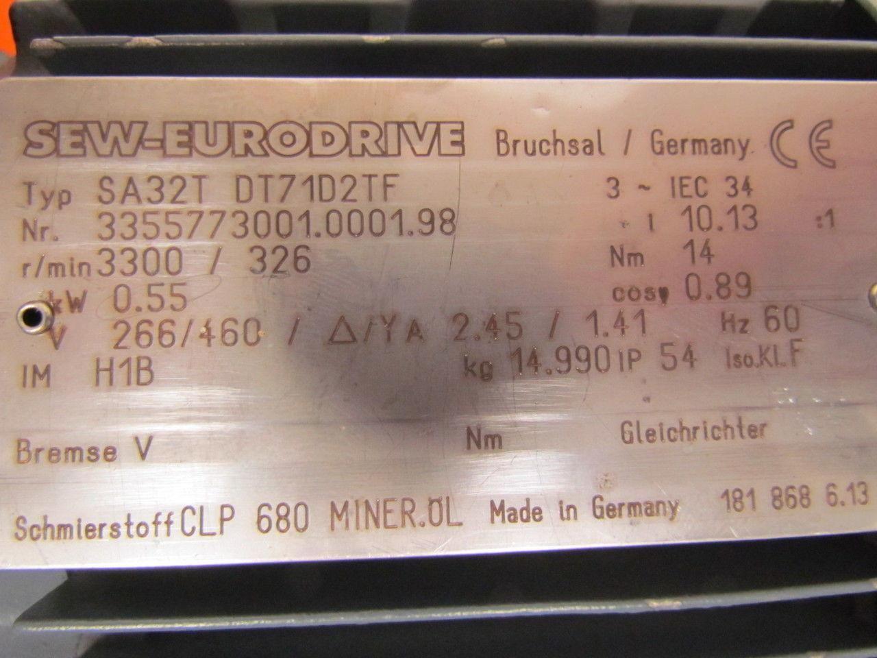 SEW-EURODRIVE SA32T DT71D2TF Gear Motor 3/4Hp .55KW 3Ph 266/460V 3300 RPM 10:1