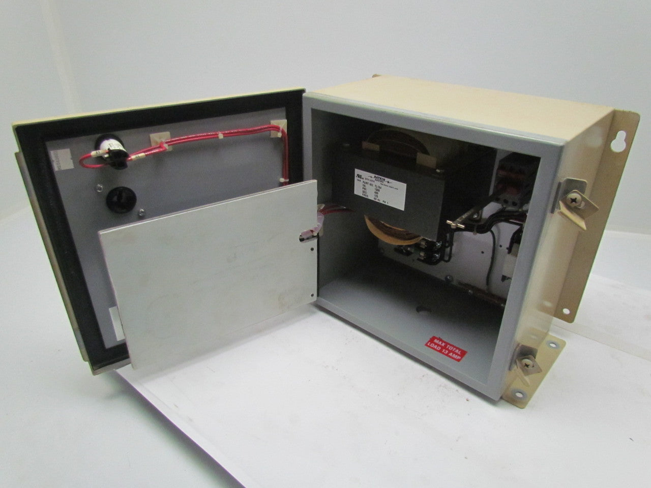 DayKin GPFS-03 L Transformer Disconnect Switch Enclosure 1500VA 480/120V 1Ph