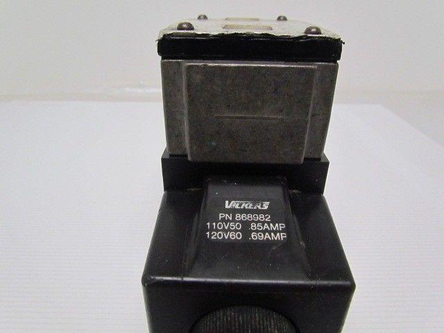 Vickers 02-119590 DG4S4LW-01 6C-B-60 Double Solenoid Hydraulic Valve 3-Pos 4-Way