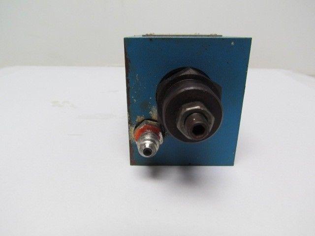 Vickers DGMX2-5-PP-BW-E-S-30 SystemStak Reversible Hydraulic Reducing Valve