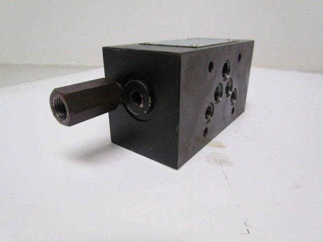 Vickers DGMX2-5-PP-BW-S-30 SystemStak Reversible Hydraulic Reducing Valve