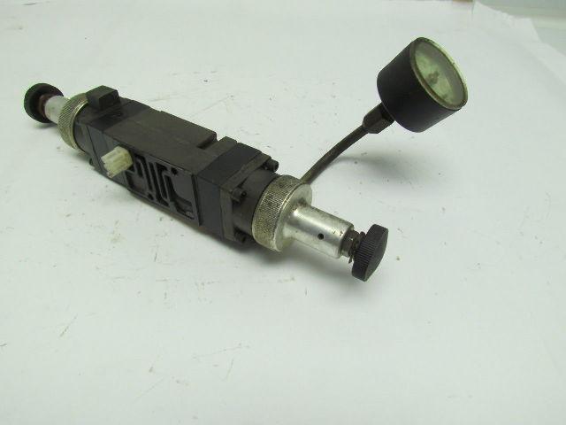 Numatics 082RQ115J Sandwich Pneumatic Pressure Regulator
