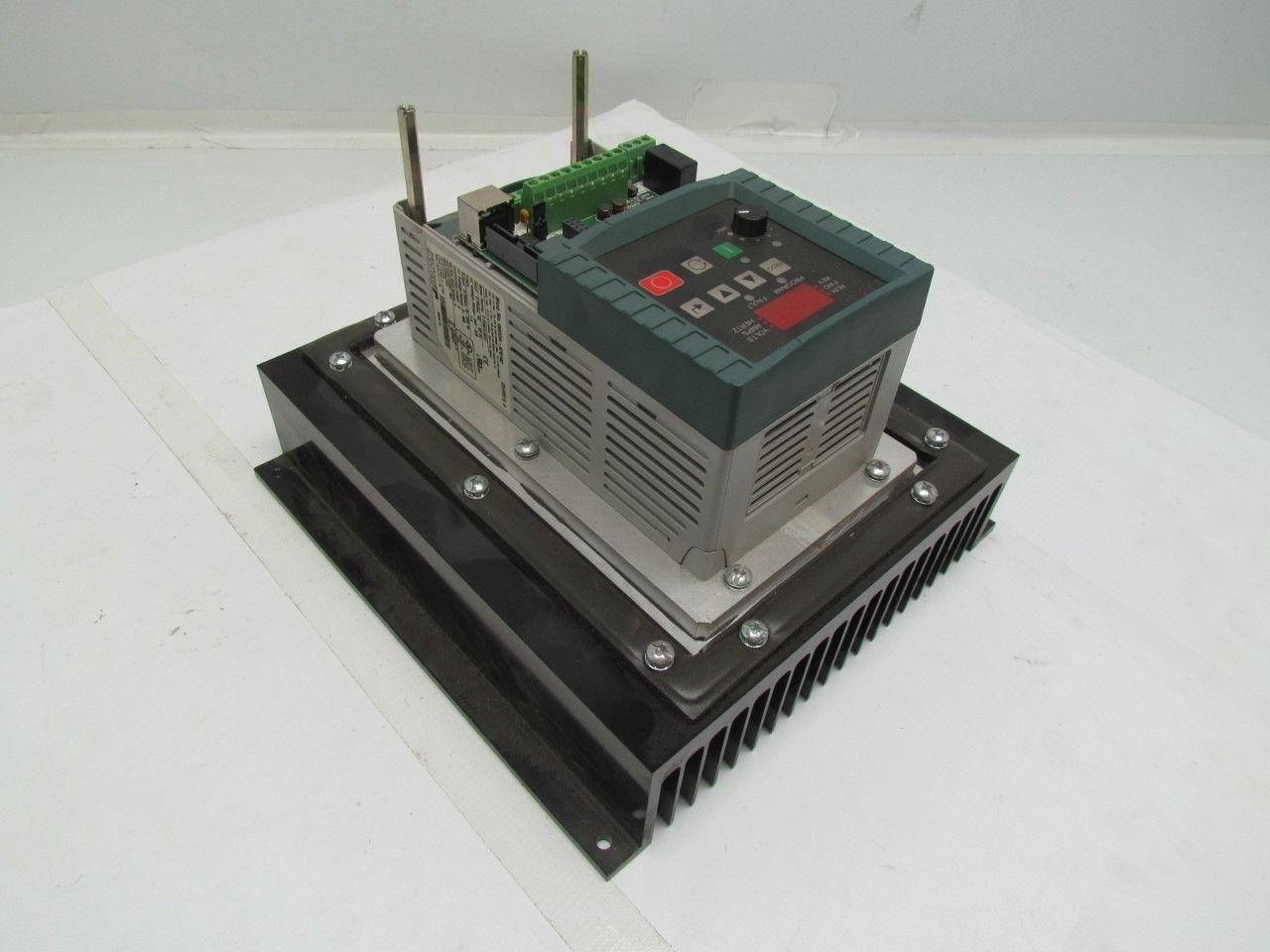 Reliance Electric 6MDDH-6P0102 AC Drive 0.75KW/1Hp 380-480VAC MD65 w/Heatsink