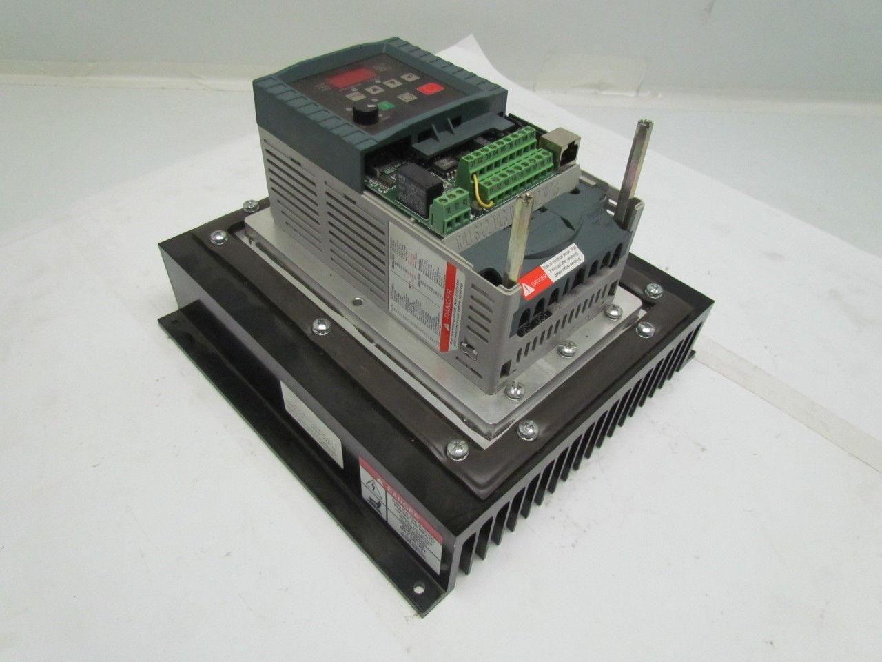 Reliance Electric 6MDDH-6P0102 AC Drive 0.75KW/1Hp 380-480VAC MD65 w/Heatsink