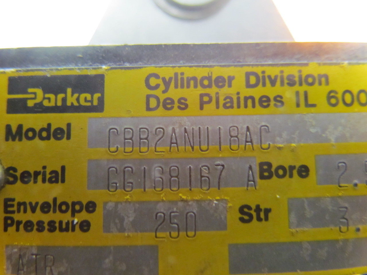 Parker CBB2ANU18AC Pneumatic Air Cylinder 2.50 Bore 3.250 Stroke Heavy Duty