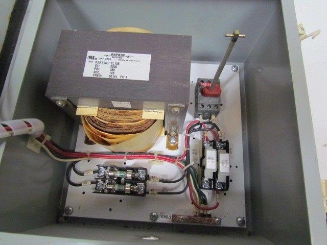 Daykin GPFS-01 G Enclosed Transformer Disconnect 2000VA 480V Pri 120V Sec 1PH