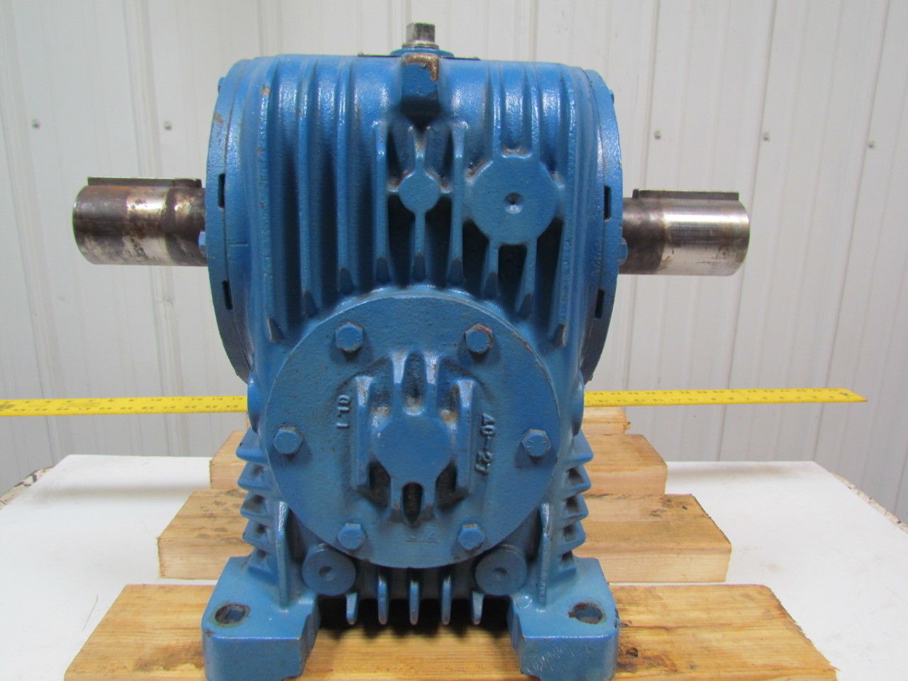ConeDrive Textron HU40-3 Gearbox Dual output shafts speed reducer 5:1