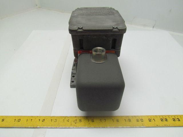 Honeywell Modutrol IV Motor M6181A1026 90° stroke 30sec time 24volt