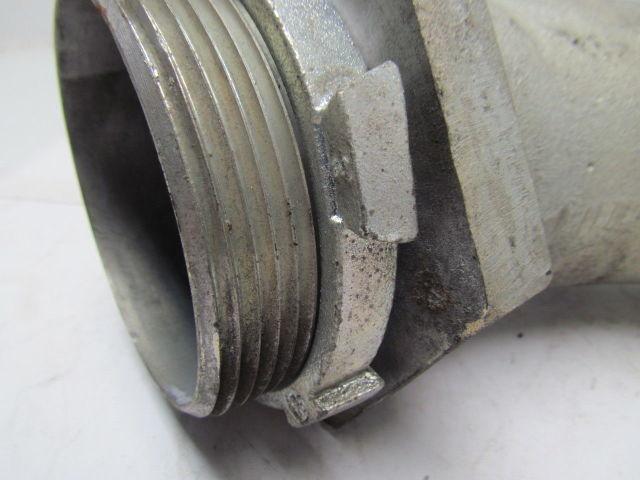 Thomas & Betts 90 deg 3" Non-Insulated 6108 Connector